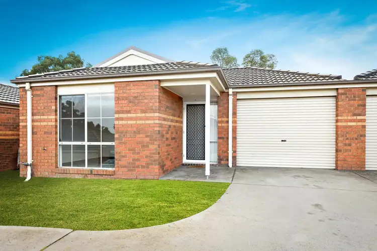 6/11 Renlik Court, Pakenham VIC 3810