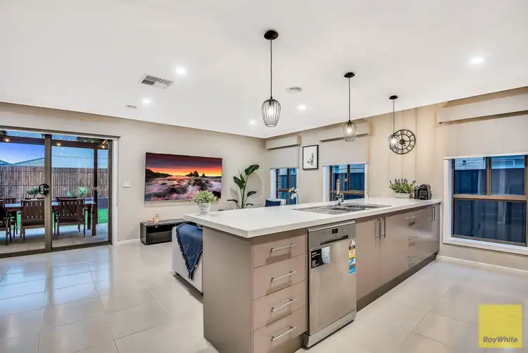 Fifth view of Homely house listing, 138 Bolivar Esplanade, Truganina VIC 3029