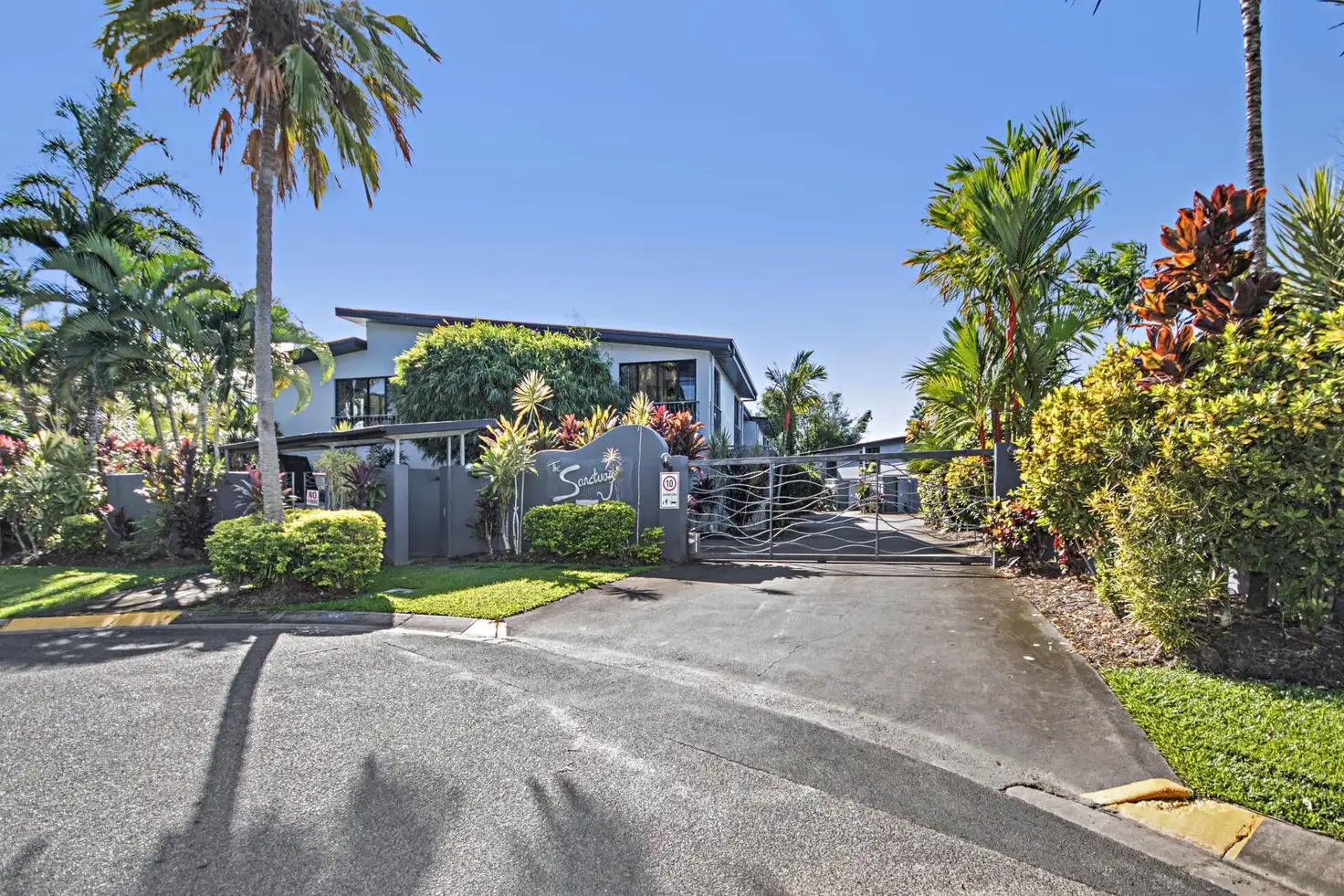 Main view of Homely unit listing, 21/22-24 Oyster Court, Trinity Beach QLD 4879