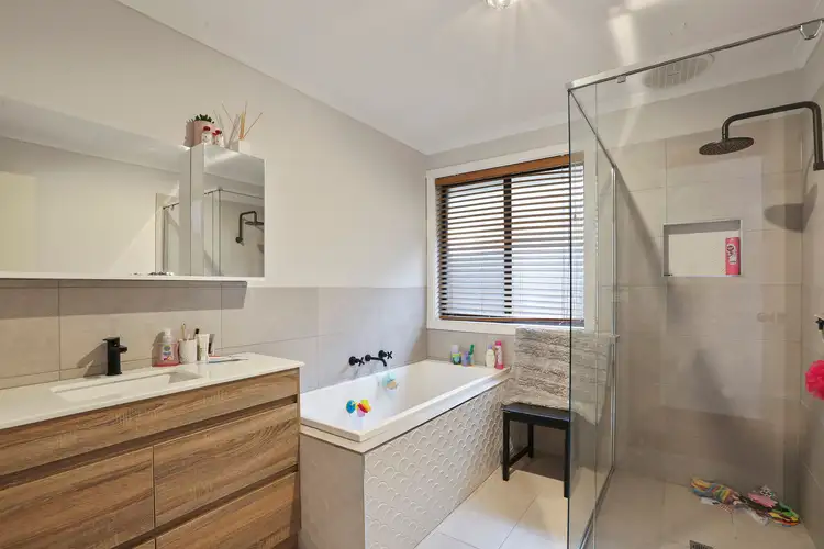 14 Teesdale Court, Lara VIC 3212