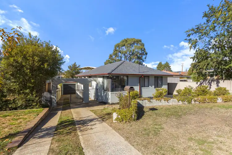 26 Waratah Street, Queanbeyan NSW 2620