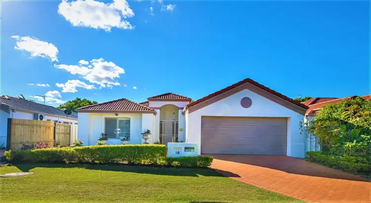 18 Dellwood Circuit, Molendinar QLD 4214