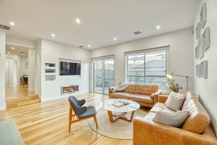 Fifth view of Homely house listing, 32 Odette Way, South Morang VIC 3752