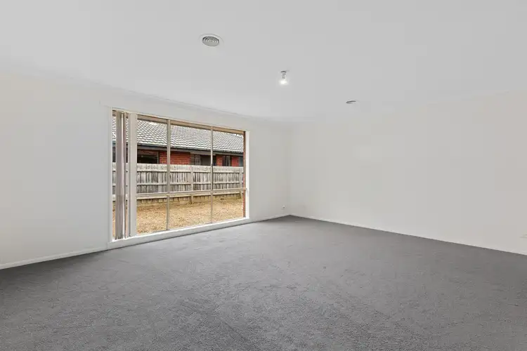 Third view of Homely house listing, 25 Natisone Place, Skye VIC 3977