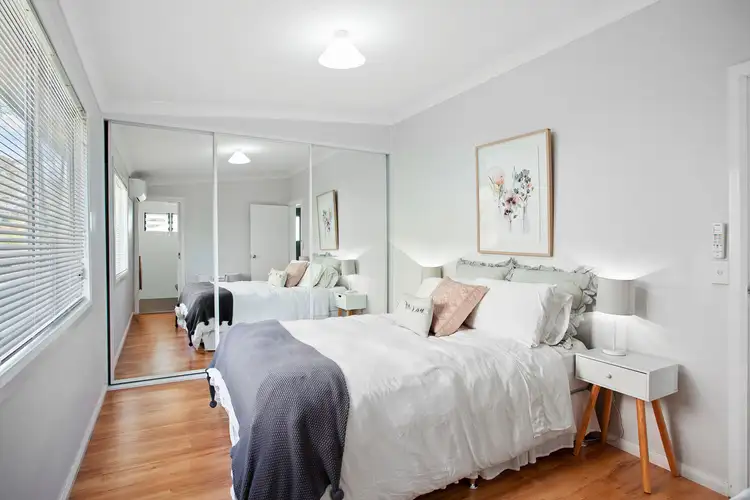 Sixth view of Homely house listing, 17 Judith Anne Drive, Berkeley Vale NSW 2261