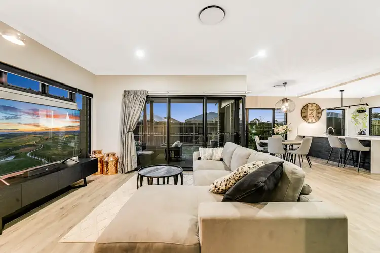 Fourth view of Homely house listing, 10 Pilgrim Street, Middle Ridge QLD 4350