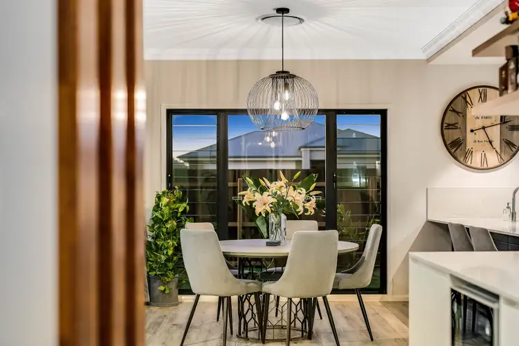 Fifth view of Homely house listing, 10 Pilgrim Street, Middle Ridge QLD 4350