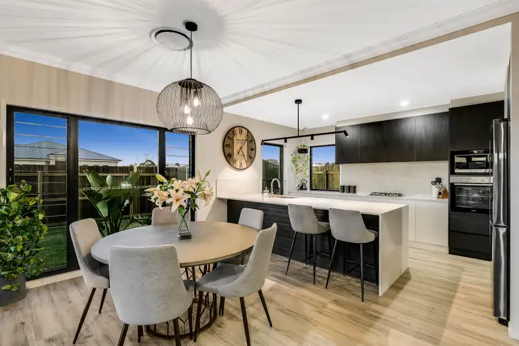 Sixth view of Homely house listing, 10 Pilgrim Street, Middle Ridge QLD 4350