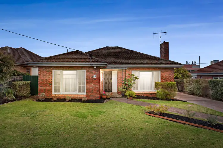 19 Mountfield Avenue, Malvern East VIC 3145