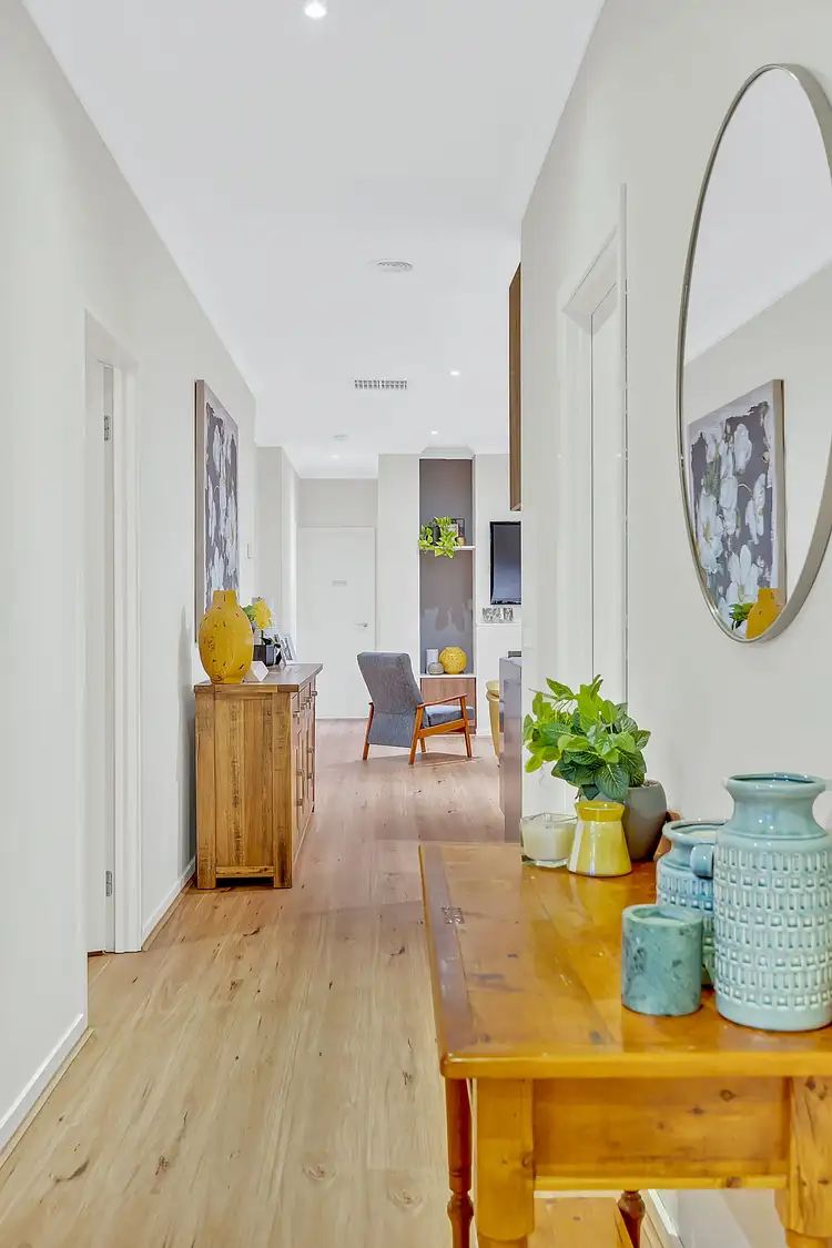 Fifth view of Homely house listing, 28 Cradle Mountain Drive, Craigieburn VIC 3064