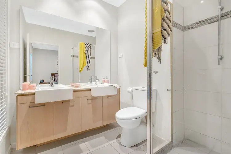 Seventh view of Homely house listing, 28 Cradle Mountain Drive, Craigieburn VIC 3064