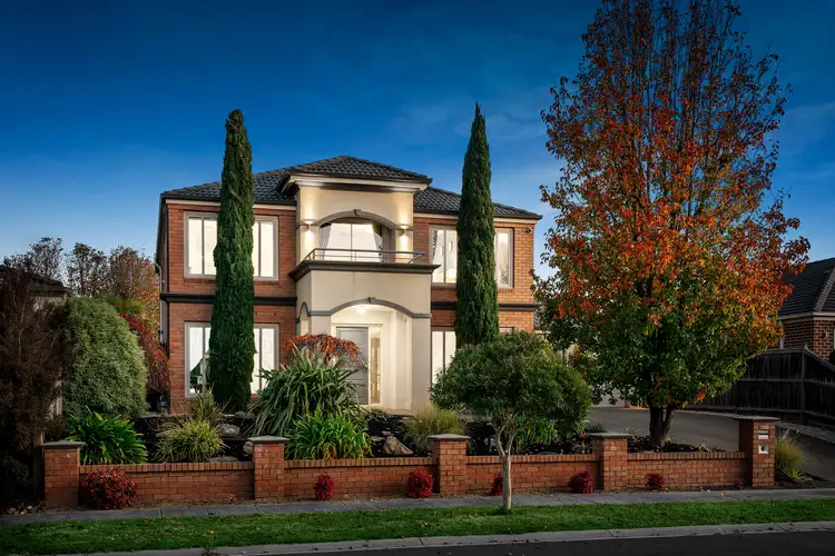 53 Jubilee Drive, Rowville VIC 3178