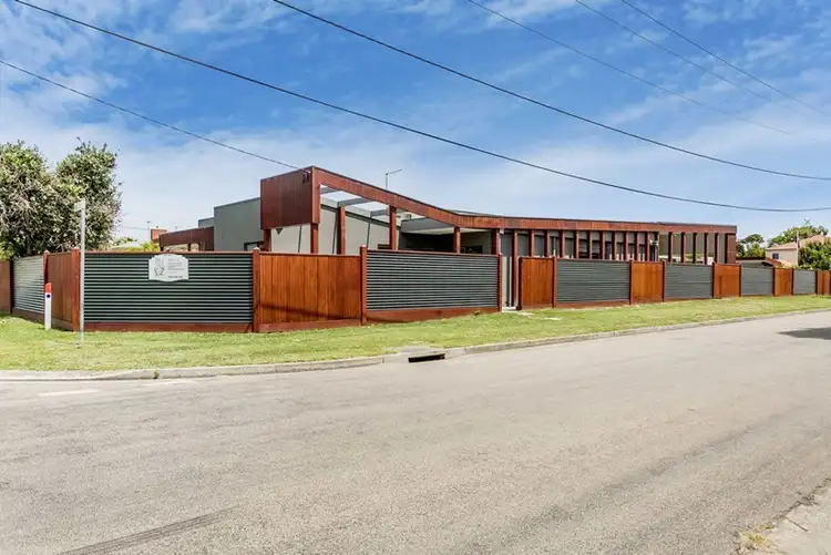2 Maxwell Street, Blairgowrie VIC 3942