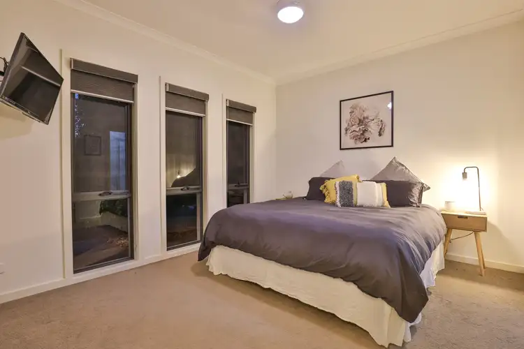 Fourth view of Homely house listing, 2/7 John Monash Boulevard, Mildura VIC 3500