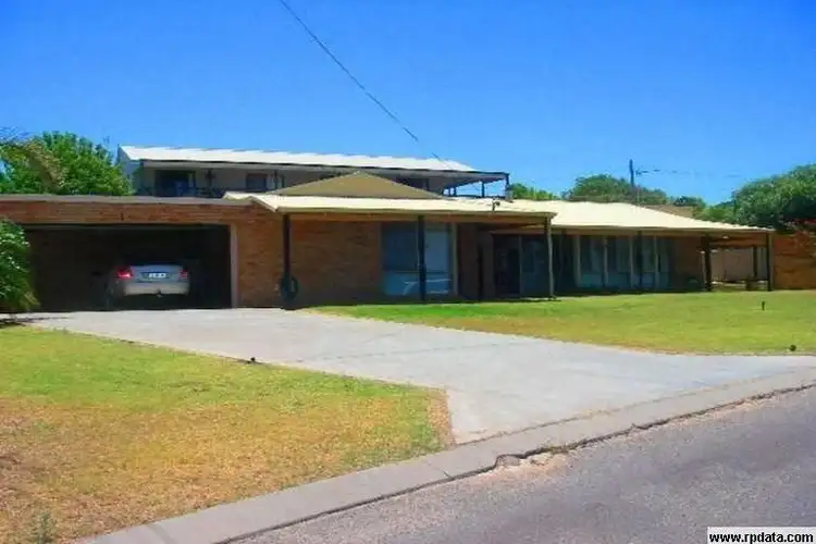 2 Hendy Street, Port Denison WA 6525