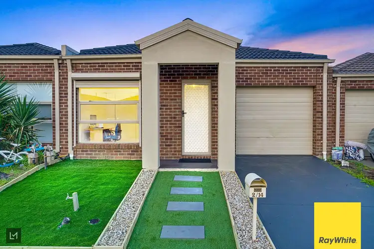 2/14 Starflower Way, Truganina VIC 3029