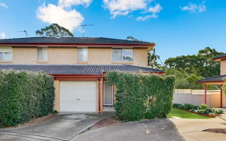 10/4 Westmoreland Road, Minto NSW 2566