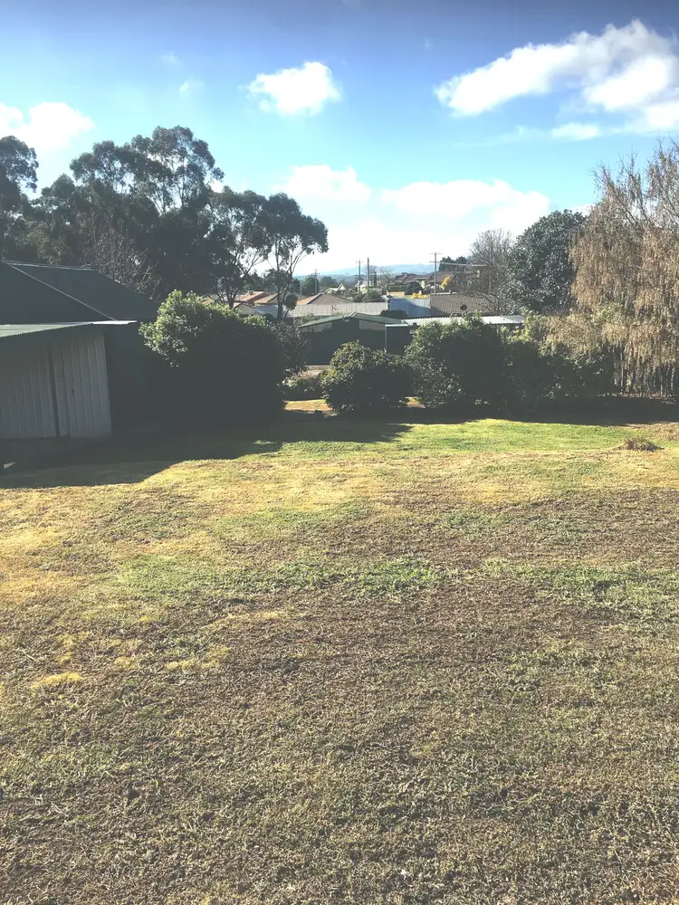 215 Anzac Avenue, Seymour VIC 3660