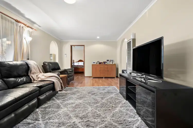 Second view of Homely house listing, 27 Glenview Crescent, Frankston VIC 3199