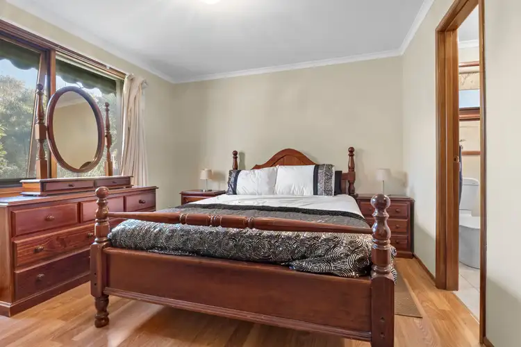 Fifth view of Homely house listing, 27 Glenview Crescent, Frankston VIC 3199