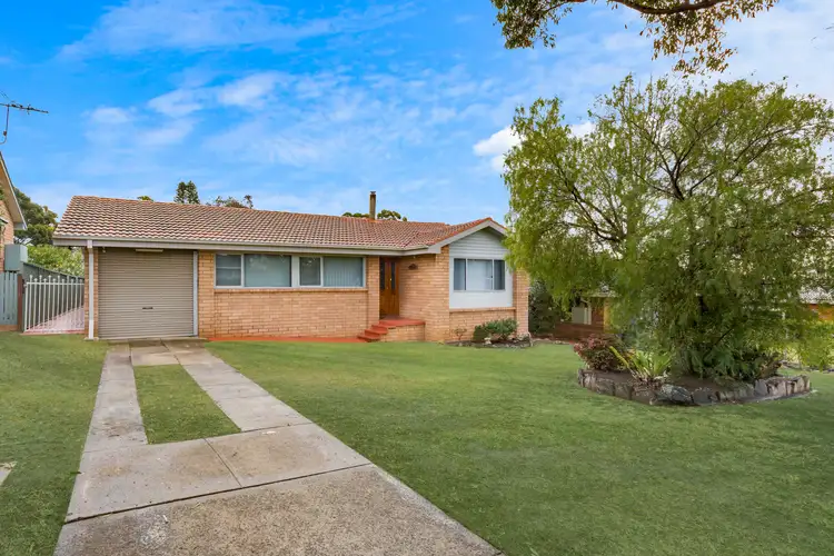 9 Warrina Road, Bradbury NSW 2560