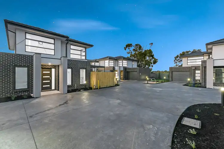 Second view of Homely townhouse listing, 2/13 Baileyana Drive, Endeavour Hills VIC 3802