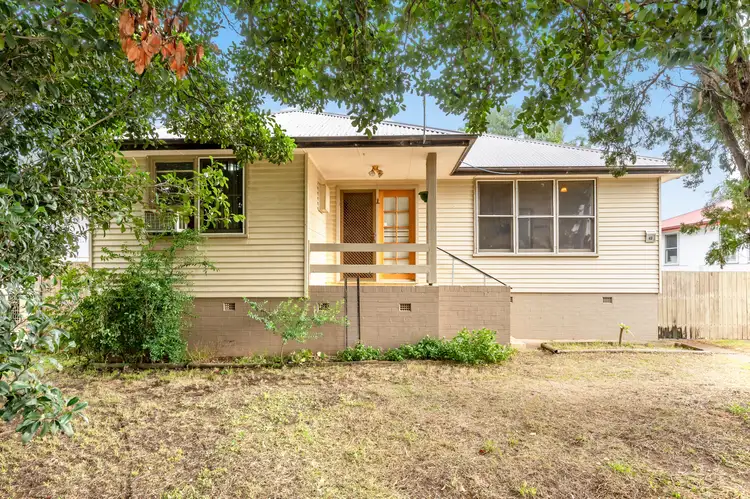 49 Orchard Avenue, Singleton NSW 2330