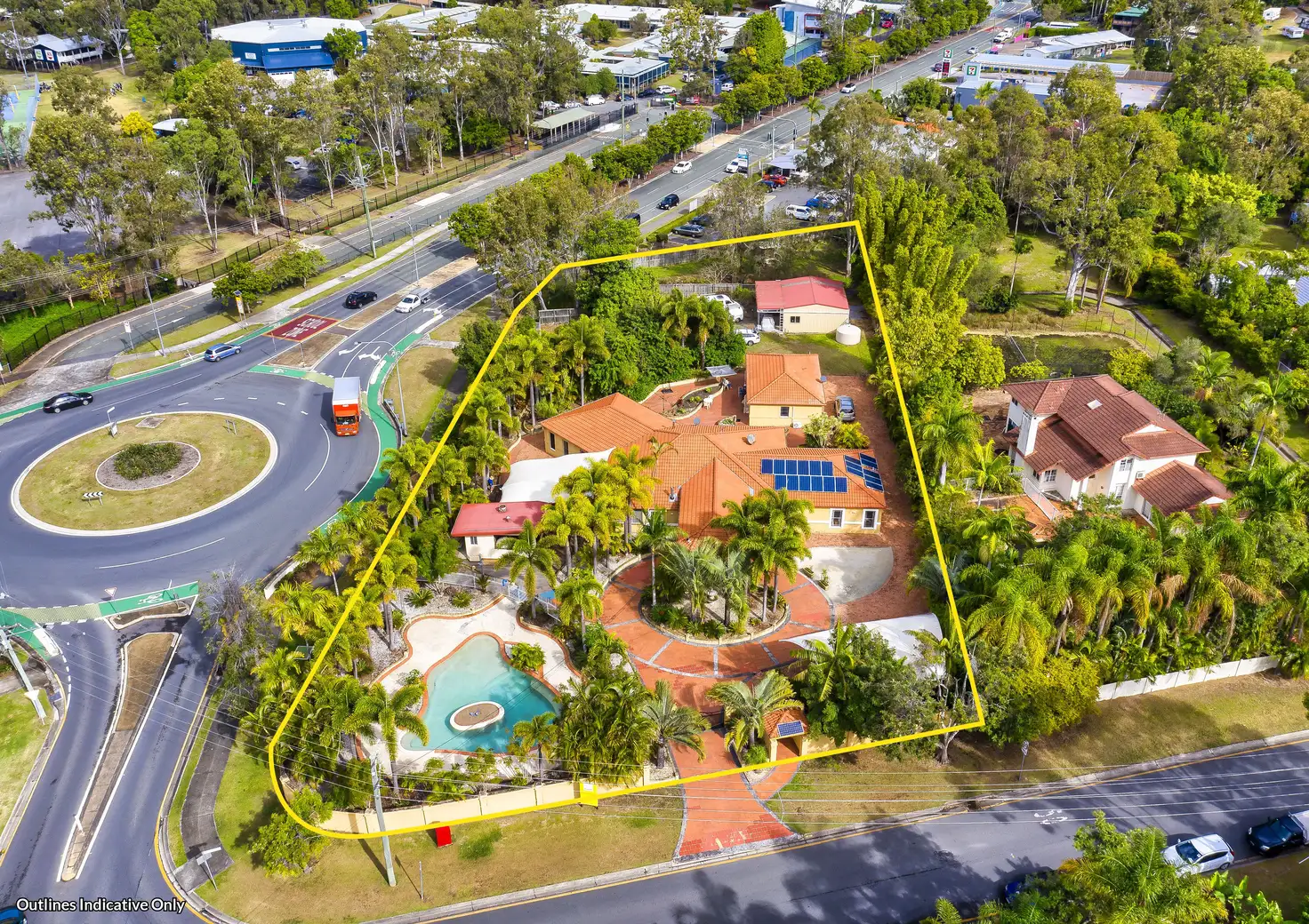 Main view of Homely house listing, 2 Clarence Drive, Helensvale QLD 4212