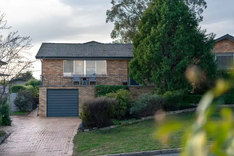 9 Henderson Street, Garran ACT 2605