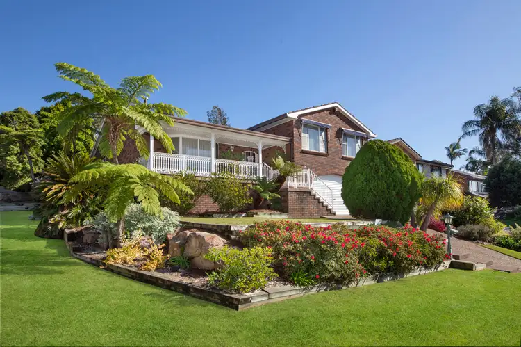 33 Mariner Road, Illawong NSW 2234