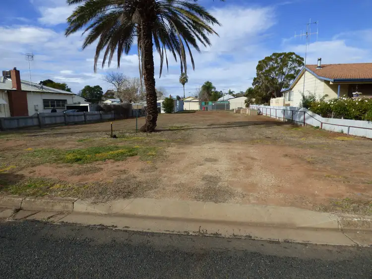 82 Farrand Street, Forbes NSW 2871