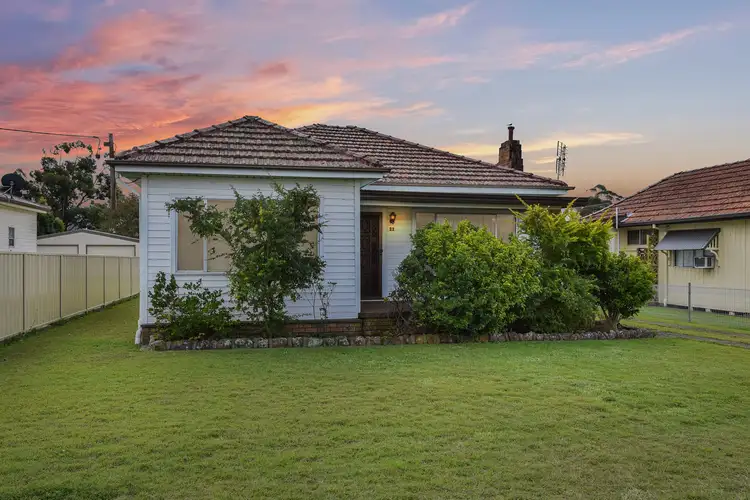 22 Anzac Avenue, Cessnock NSW 2325