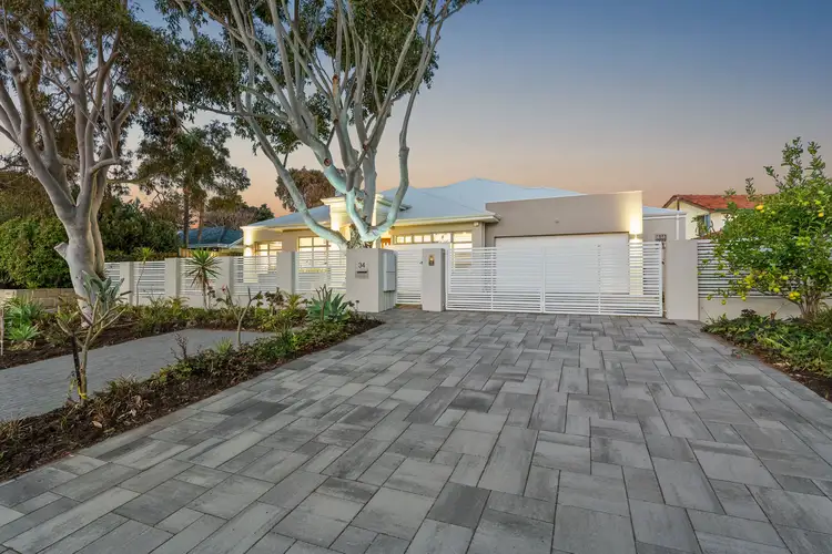 34 Kempenfeldt Avenue, Sorrento WA 6020
