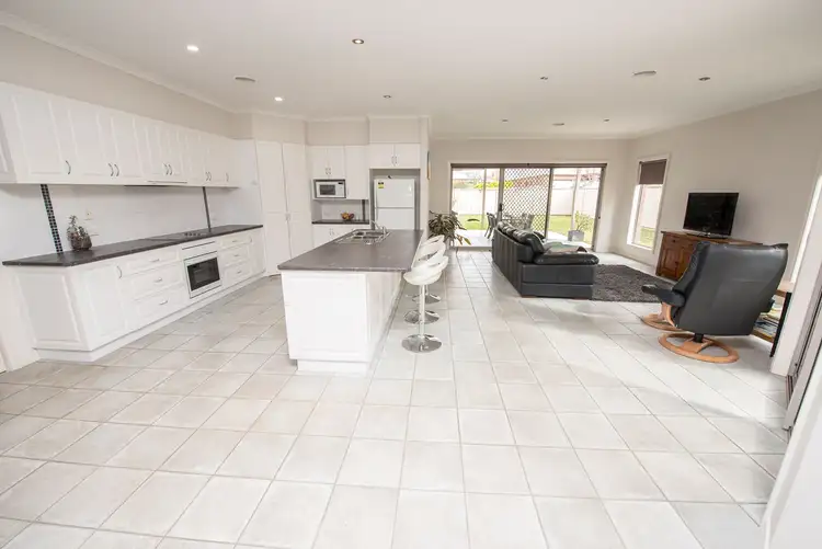 Fifth view of Homely house listing, 3 Merit Crescent, Swan Hill VIC 3585