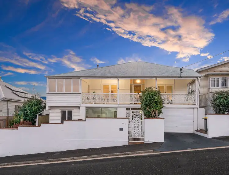 16 Christian Street, Clayfield QLD 4011