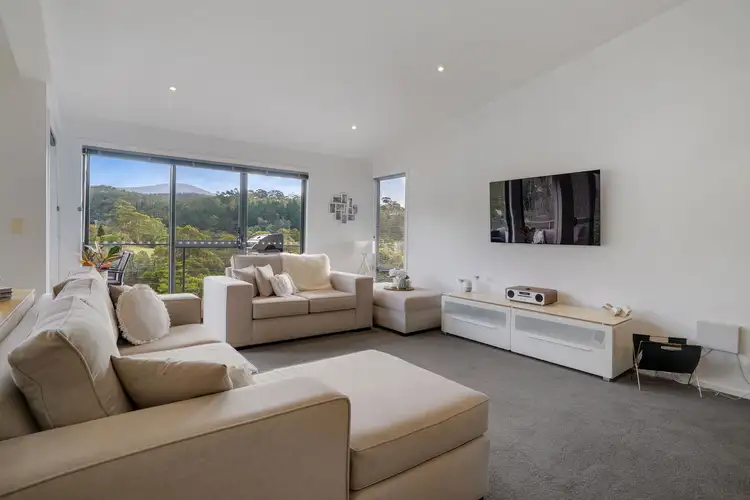 3/30 Shirley Boulevard, Lenah Valley TAS 7008