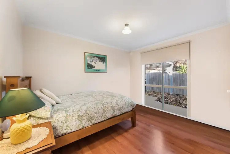Sixth view of Homely house listing, 2/25 Minerva Crescent, Keilor Downs VIC 3038