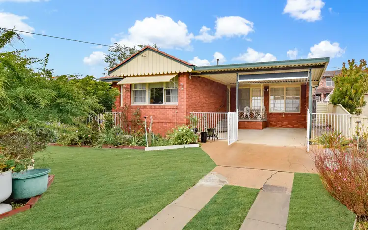 72 Paterson Street, Campbelltown NSW 2560