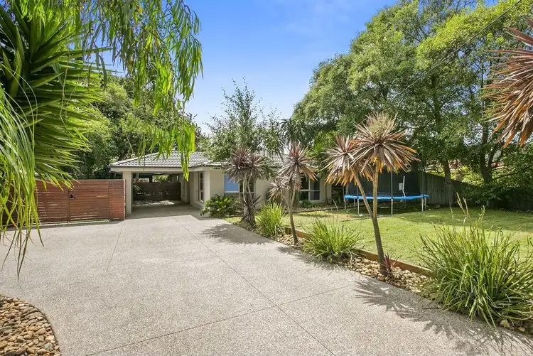 14 Nixon Street, Rosebud VIC 3939
