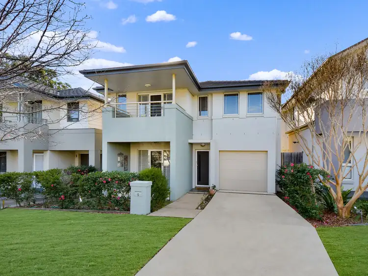 5 Fairchild Road, Campbelltown NSW 2560