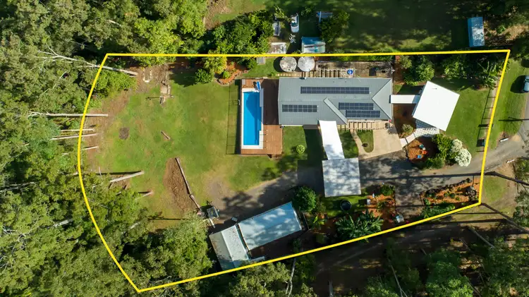52 De Zen Road, Palmview QLD 4553