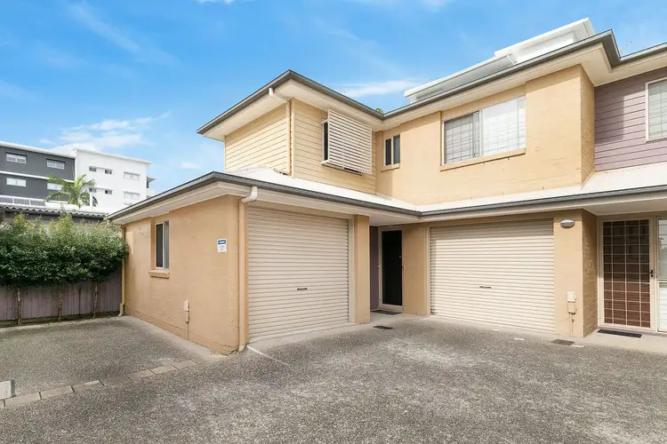 2/37 Hood Street, Sherwood QLD 4075