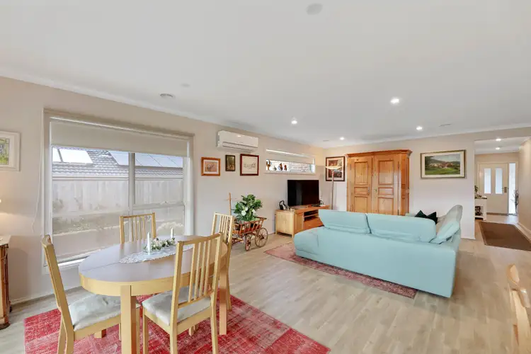 Fifth view of Homely house listing, 5 Chaucer Way, Drouin VIC 3818