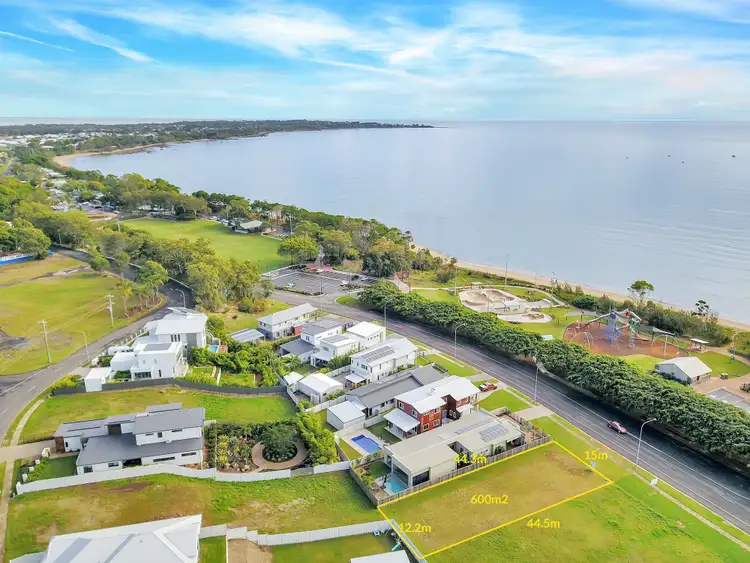 289 Esplanade, Pialba QLD 4655