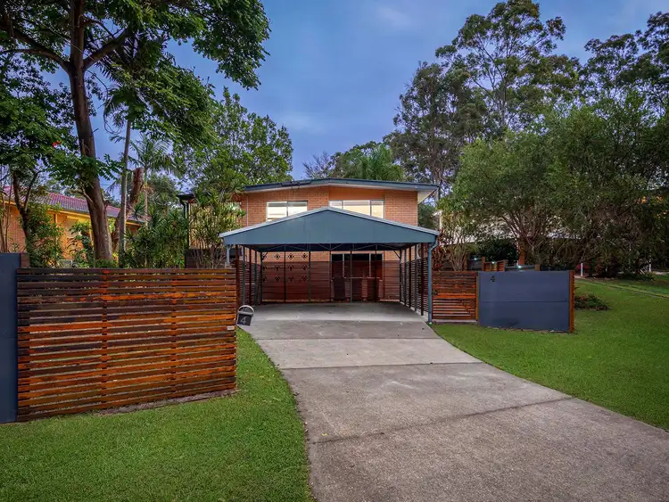 4 Leander Street, Chapel Hill QLD 4069