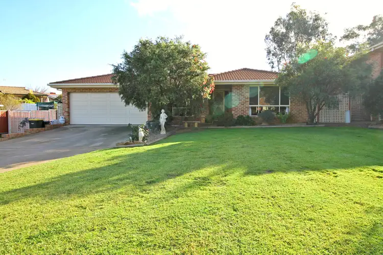 30 McNarry Place, Young NSW 2594