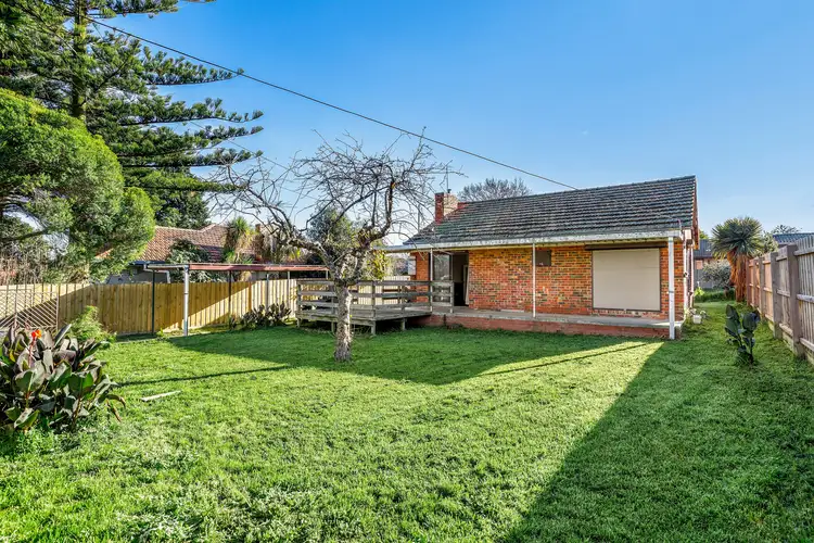 40 Southern Road, Heidelberg Heights VIC 3081
