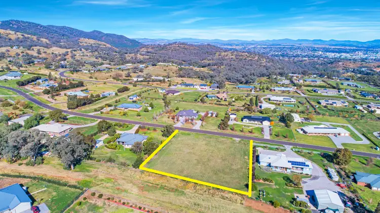21 Flagstaff Road, Tamworth NSW 2340