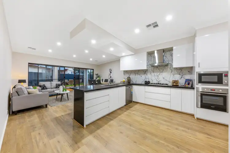 9A Leander Crescent, Greenacres SA 5086