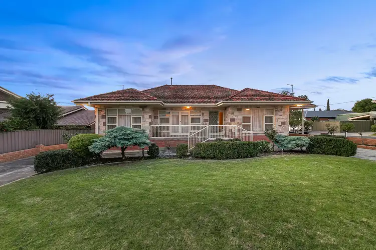 9 Launer Avenue, Rostrevor SA 5073